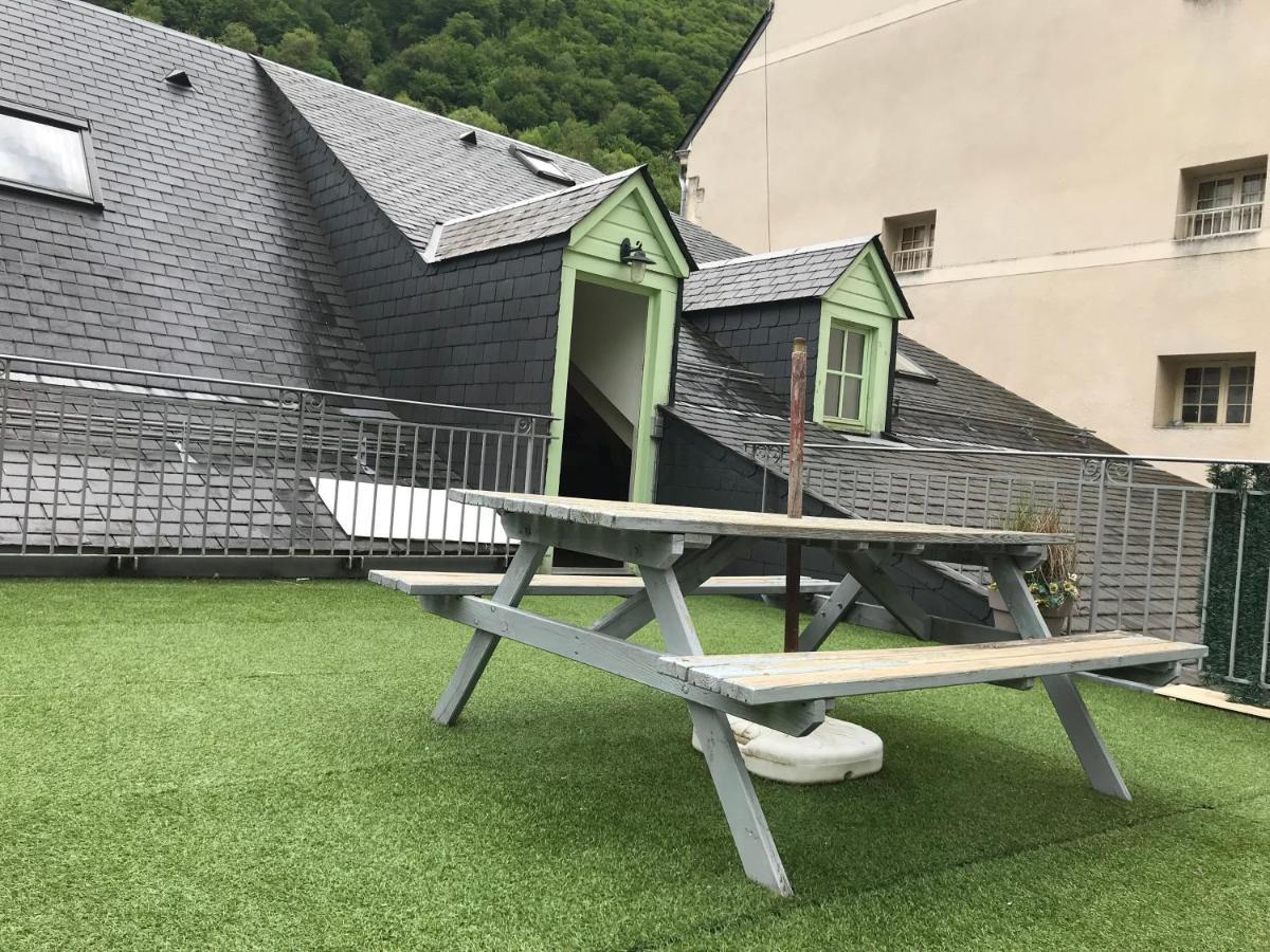 Place De La Mairie T2 Type Loft 70M2 Terrasse 35M2 Cauterets Luaran gambar